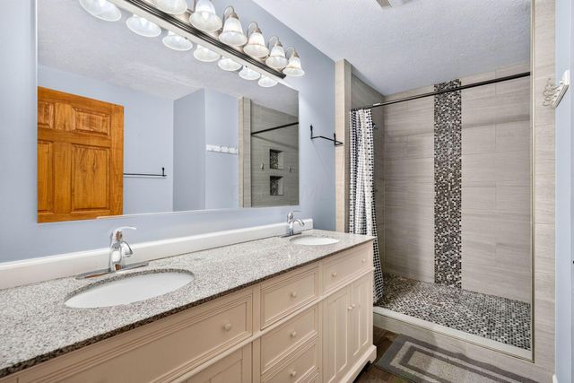 3857 Miller Road, Ashville, OH 43103