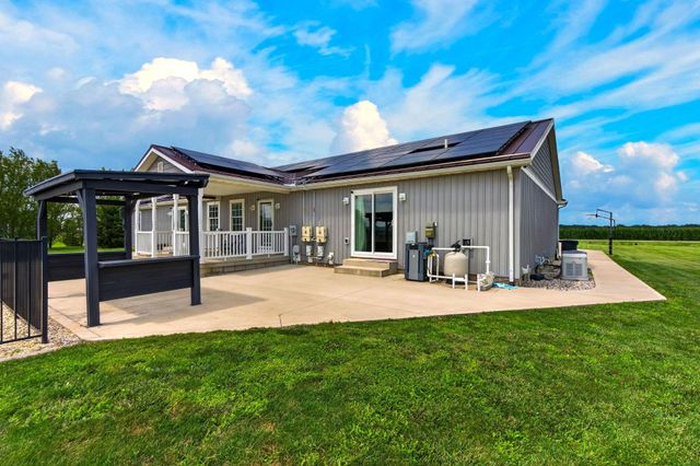 3857 Miller Road, Ashville, OH 43103