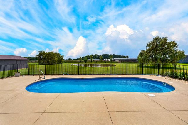 3857 Miller Road, Ashville, OH 43103