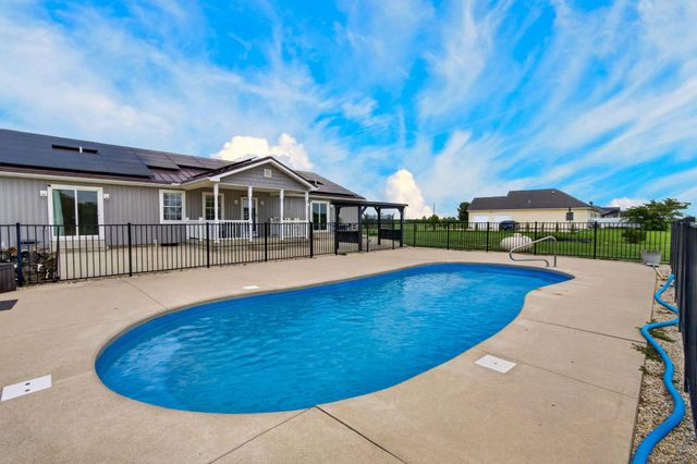 3857 Miller Road, Ashville, OH 43103