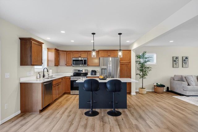 816 Blue Crane Run, Verona, WI 53593