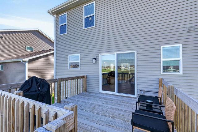 816 Blue Crane Run, Verona, WI 53593