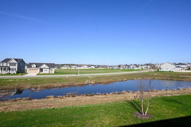 816 Blue Crane Run, Verona, WI 53593