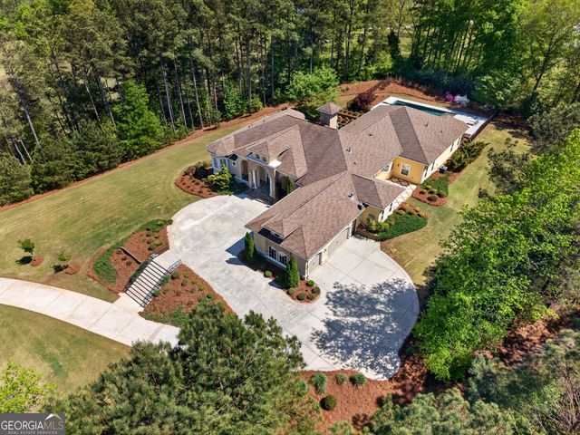 202 Carriage Lane, Peachtree City, GA 30269