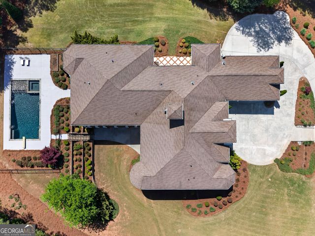 202 Carriage Lane, Peachtree City, GA 30269