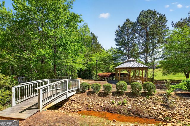 202 Carriage Lane, Peachtree City, GA 30269