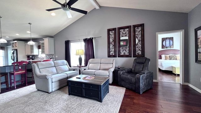 310 S Wildwood Drive Bldg 7 Unit 7, Branson, MO 65616