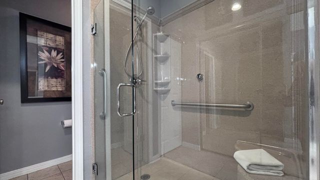 310 S Wildwood Drive Bldg 7 Unit 7, Branson, MO 65616