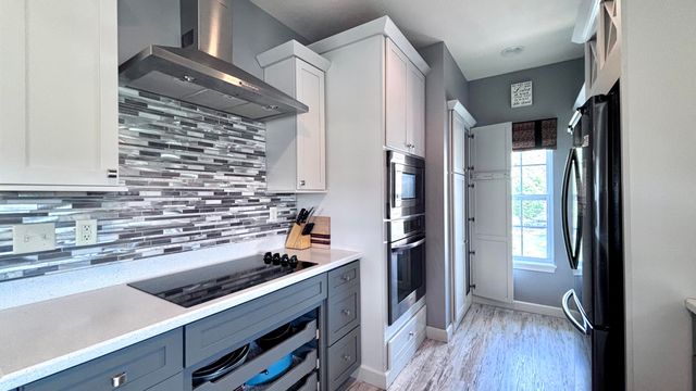 310 S Wildwood Drive Bldg 7 Unit 7, Branson, MO 65616