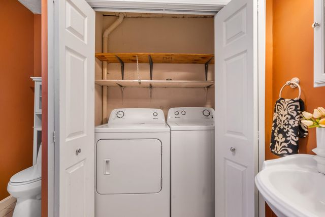 31 Lincoln Avenue, Nashua, NH 03060