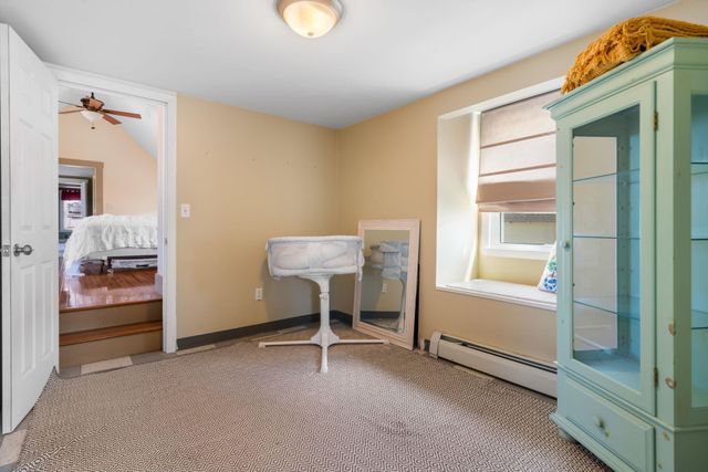 31 Lincoln Avenue, Nashua, NH 03060