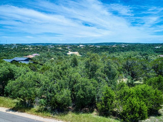 114 Oyster, Canyon Lake, TX 78133