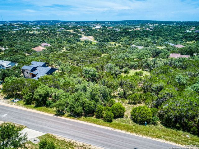114 Oyster, Canyon Lake, TX 78133