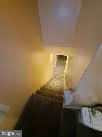6704 HAMILTON ST, Riverdale, MD 20737