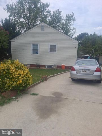 6704 HAMILTON ST, Riverdale, MD 20737