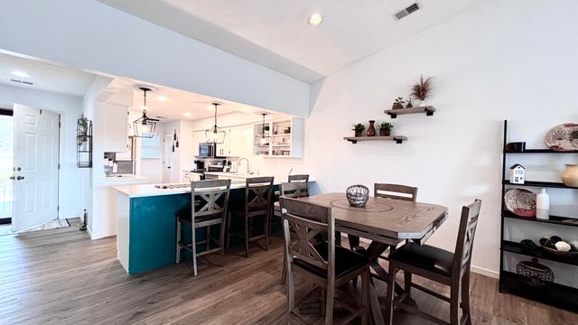 350 South Wildwood Drive E23, Branson, MO 65616