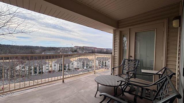 350 South Wildwood Drive E23, Branson, MO 65616