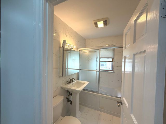 2329 Centre Street. 1, Boston, MA 02132