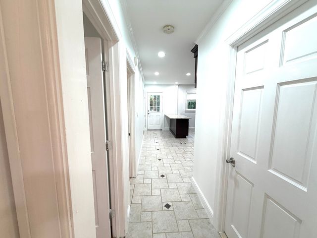 2329 Centre Street. 1, Boston, MA 02132