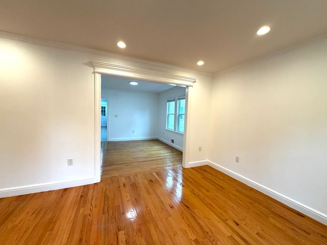 2329 Centre Street. 1, Boston, MA 02132