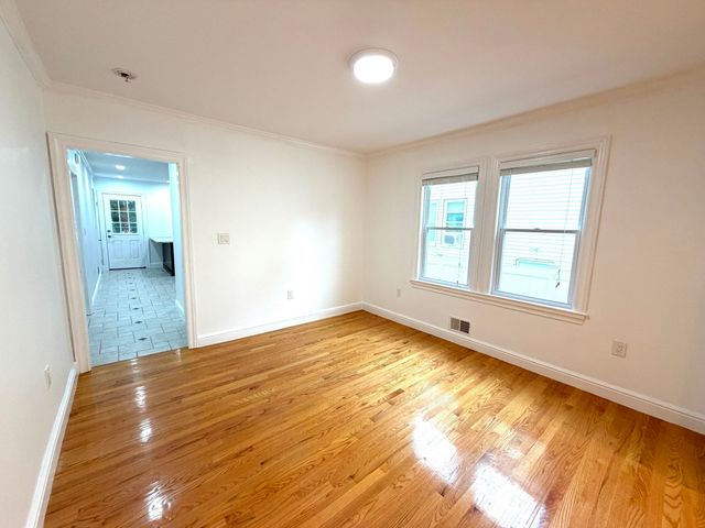 2329 Centre Street. 1, Boston, MA 02132