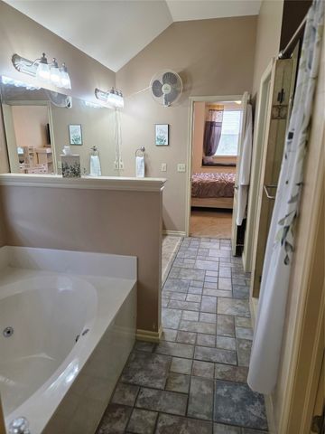 8220 Overlook Trail, Claremore, OK 74019
