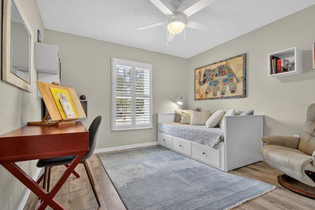 4110 W MANGO AVENUE, Tampa, FL 33616