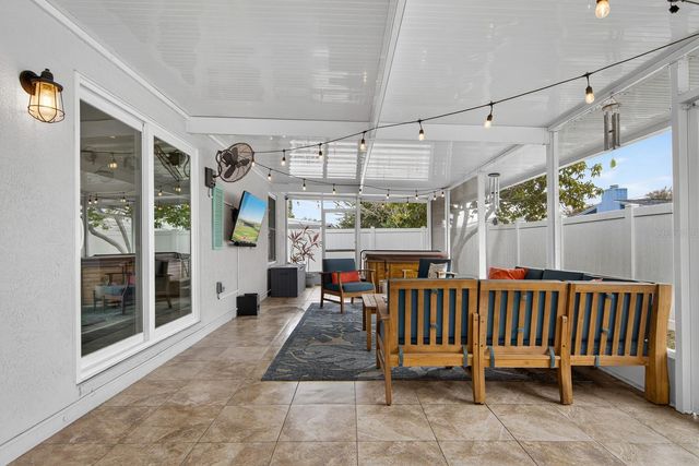 4110 W MANGO AVENUE, Tampa, FL 33616