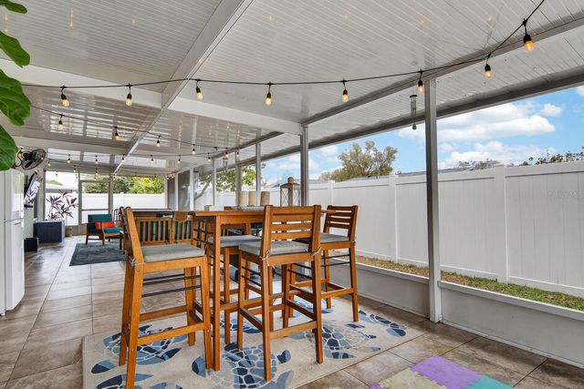 4110 W MANGO AVENUE, Tampa, FL 33616