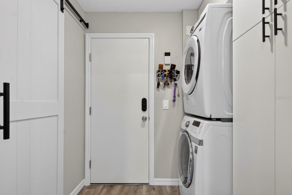 Image 19 of property listing at 4110 W MANGO AVENUE, Tampa, FL 33616