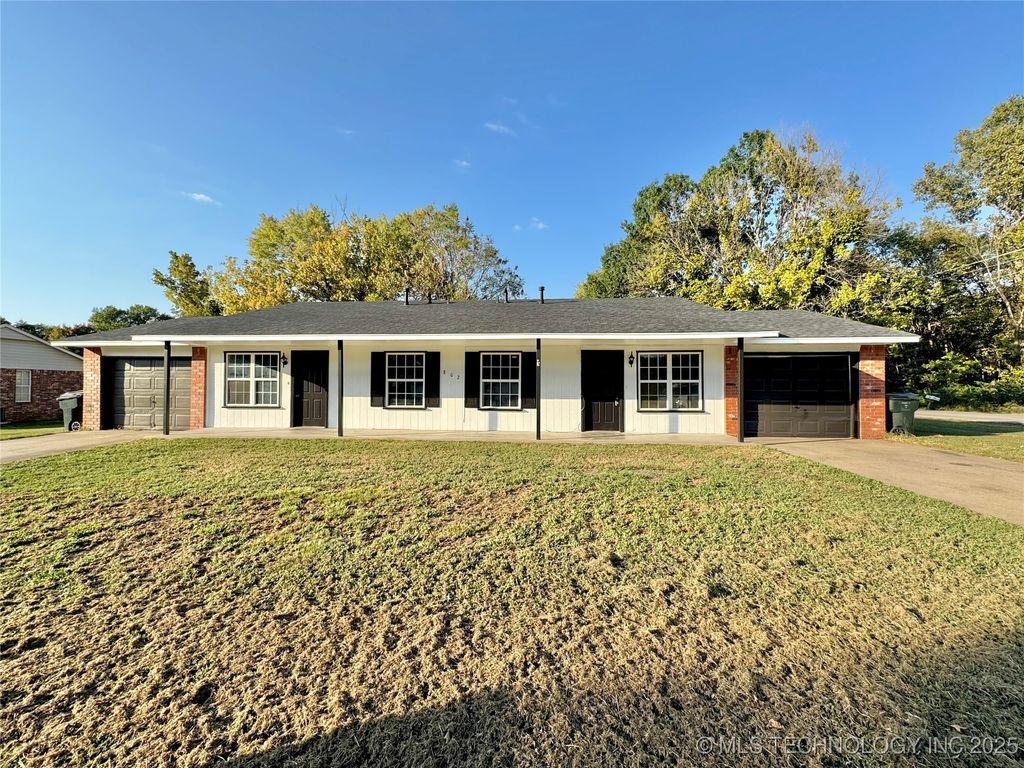802 W 23rd Place N A&B, Claremore, OK 74017