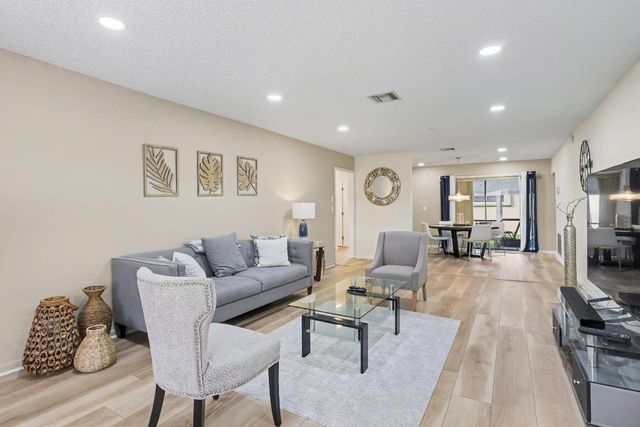 4635 Apple Tree Circle A, Boynton Beach, FL 33436