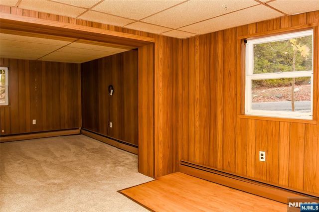 213 Otterhole Road, West Milford, NJ 07480