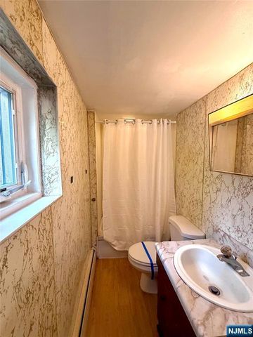 213 Otterhole Road, West Milford, NJ 07480