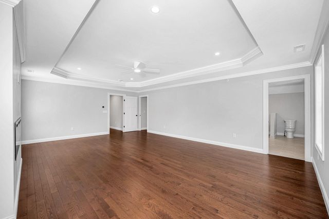 9 Cornstalk Lane, Pelham, NH 03076