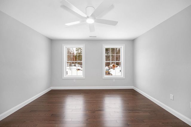 9 Cornstalk Lane, Pelham, NH 03076