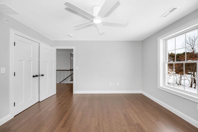 9 Cornstalk Lane, Pelham, NH 03076