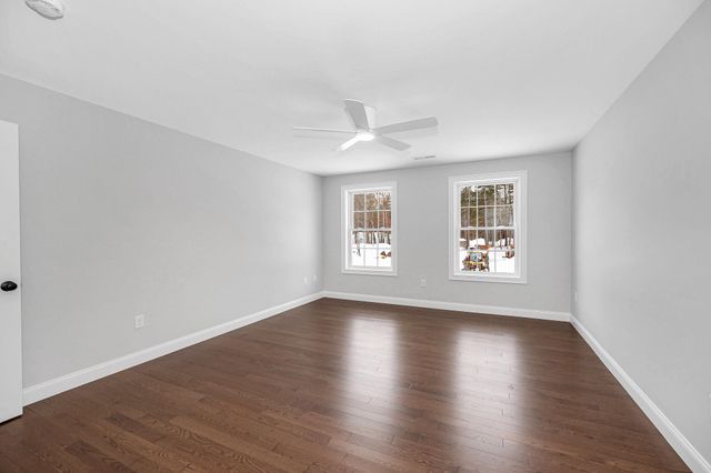 9 Cornstalk Lane, Pelham, NH 03076