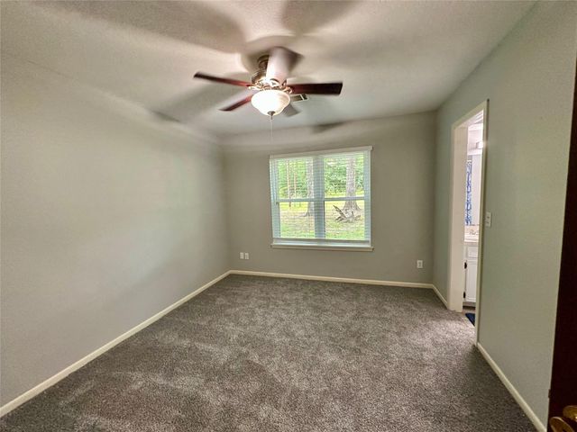 202 Spring Creek Loop, Livingston, TX 77351