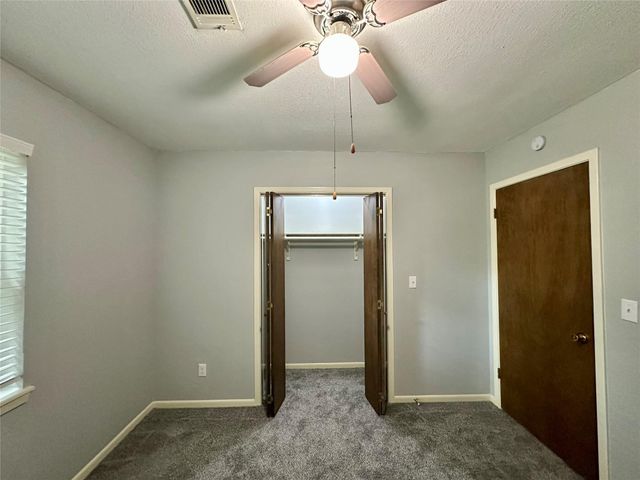 202 Spring Creek Loop, Livingston, TX 77351