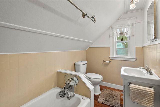 3 Cranberry Meadow Shore Road, Charlton, MA 01507