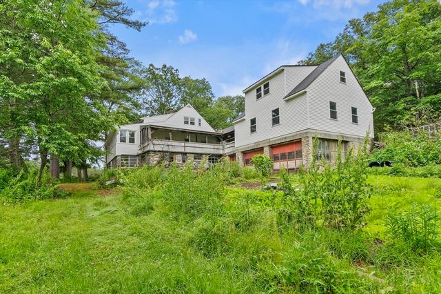 3 Cranberry Meadow Shore Road, Charlton, MA 01507