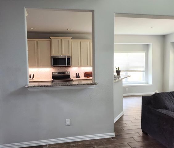 98 Road 6605, Dayton, TX 77535