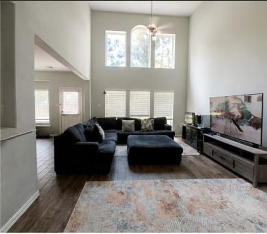98 Road 6605, Dayton, TX 77535