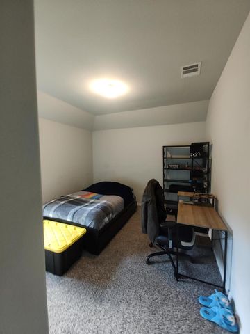 98 Road 6605, Dayton, TX 77535