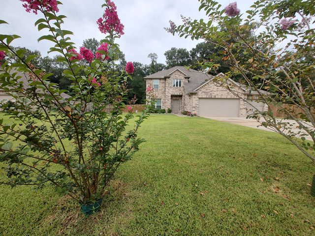 98 Road 6605, Dayton, TX 77535