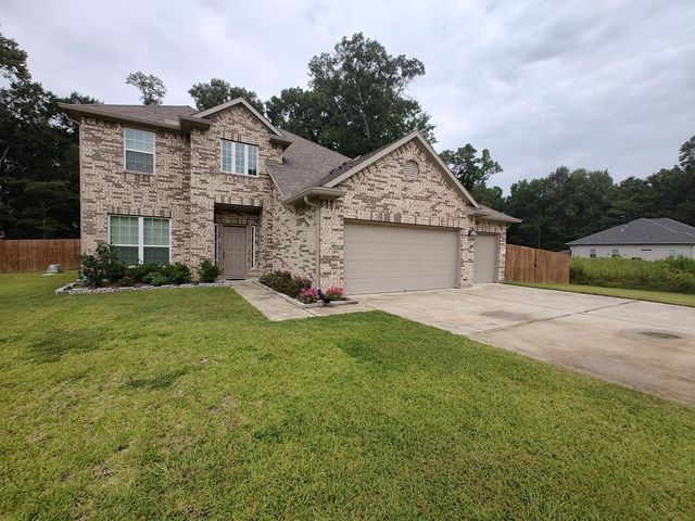 98 Road 6605, Dayton, TX 77535