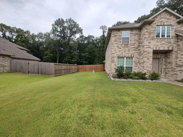 98 Road 6605, Dayton, TX 77535