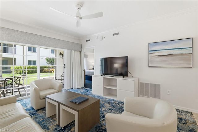 221 9th ST S # 123, Naples, FL 34102