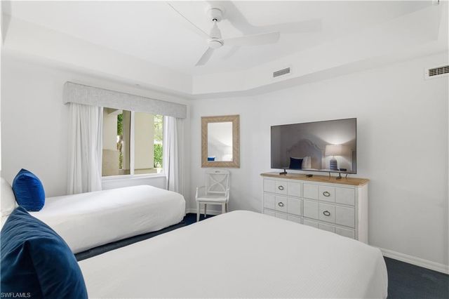 221 9th ST S # 123, Naples, FL 34102